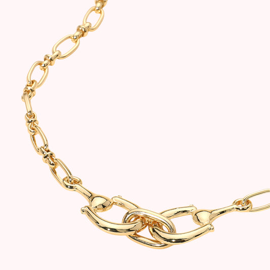 Metal Horsebit Chain Necklace